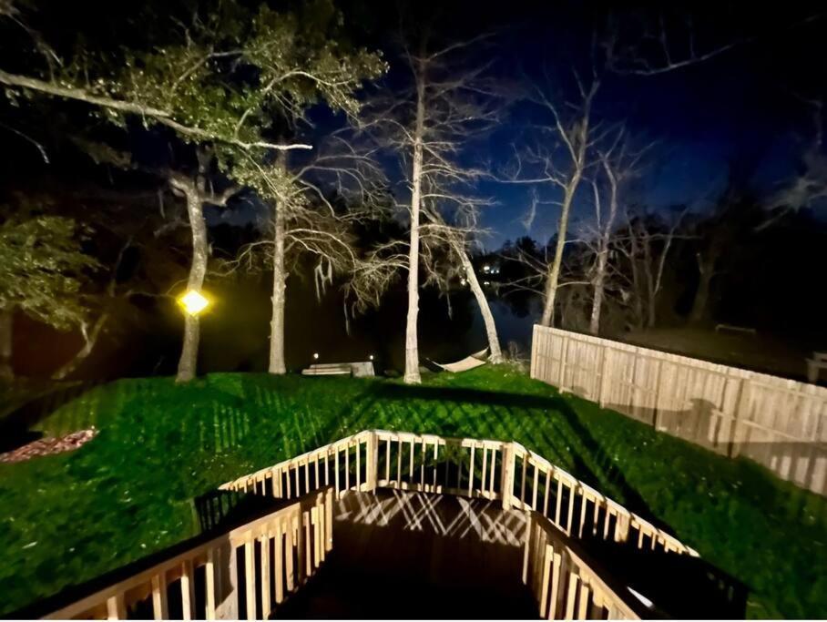 Secluded Riverside Oasis Private Deck Dock